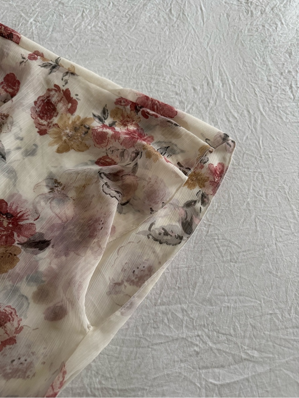 Boho Floral Sheer Lace Trim Kimono Cardigan in Cream and Dusty Rose - Picture 6 of 7